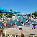 キャンプ場 Village Novolandia
